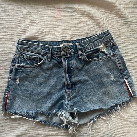 GRLFRND x REVOLVE Cindy High-Rise Short in Lady
Marmalade Size 26 EUC - Picture 5 of 6